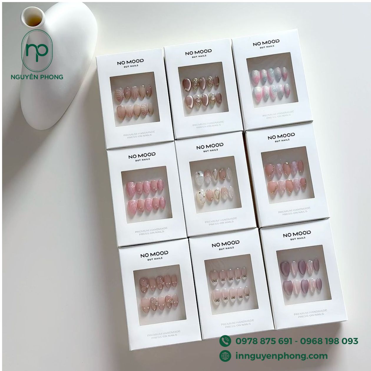 Mẫu hộp giấy đựng nail  nặp mica